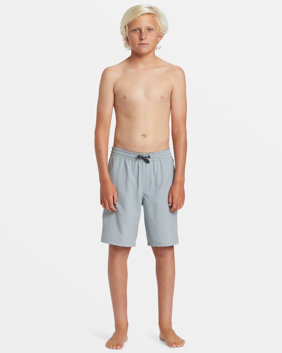 Quik Silver Boys 8-16 Taxer Amphibian 17" Hybrid Shorts - Quarry