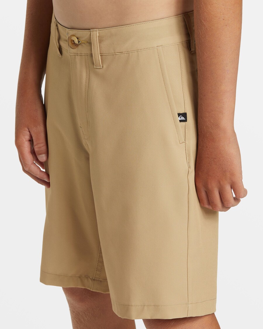 Quik Silver Boys 8-16 Union Amphibian 17" Hybrid Shorts - Khaki