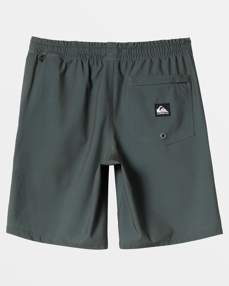 Quik Silver Boys 8-16 Taxer Amphibian 17" Hybridshorts - Urban Chic