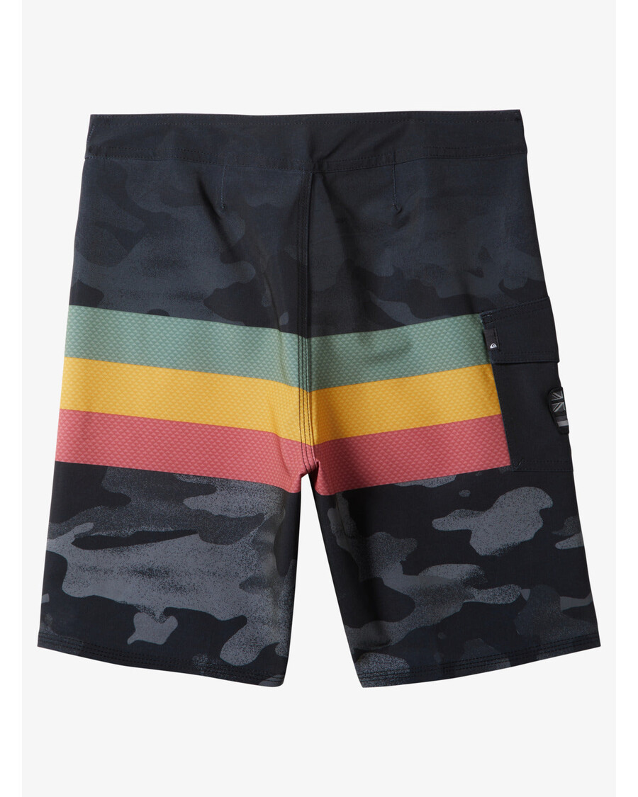 Quik Silver Boys 8-16 Surfsilk Hawaii Stripe 17" Boardshorts - črne