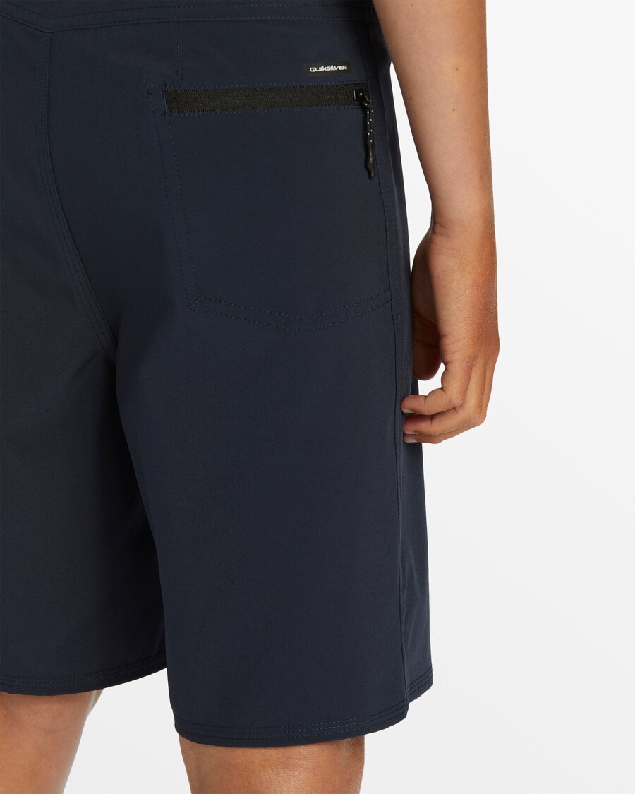 Quik Silver Boys 8-16 Surfsilk Kaimana 17" Boardshorts - Dark Navy