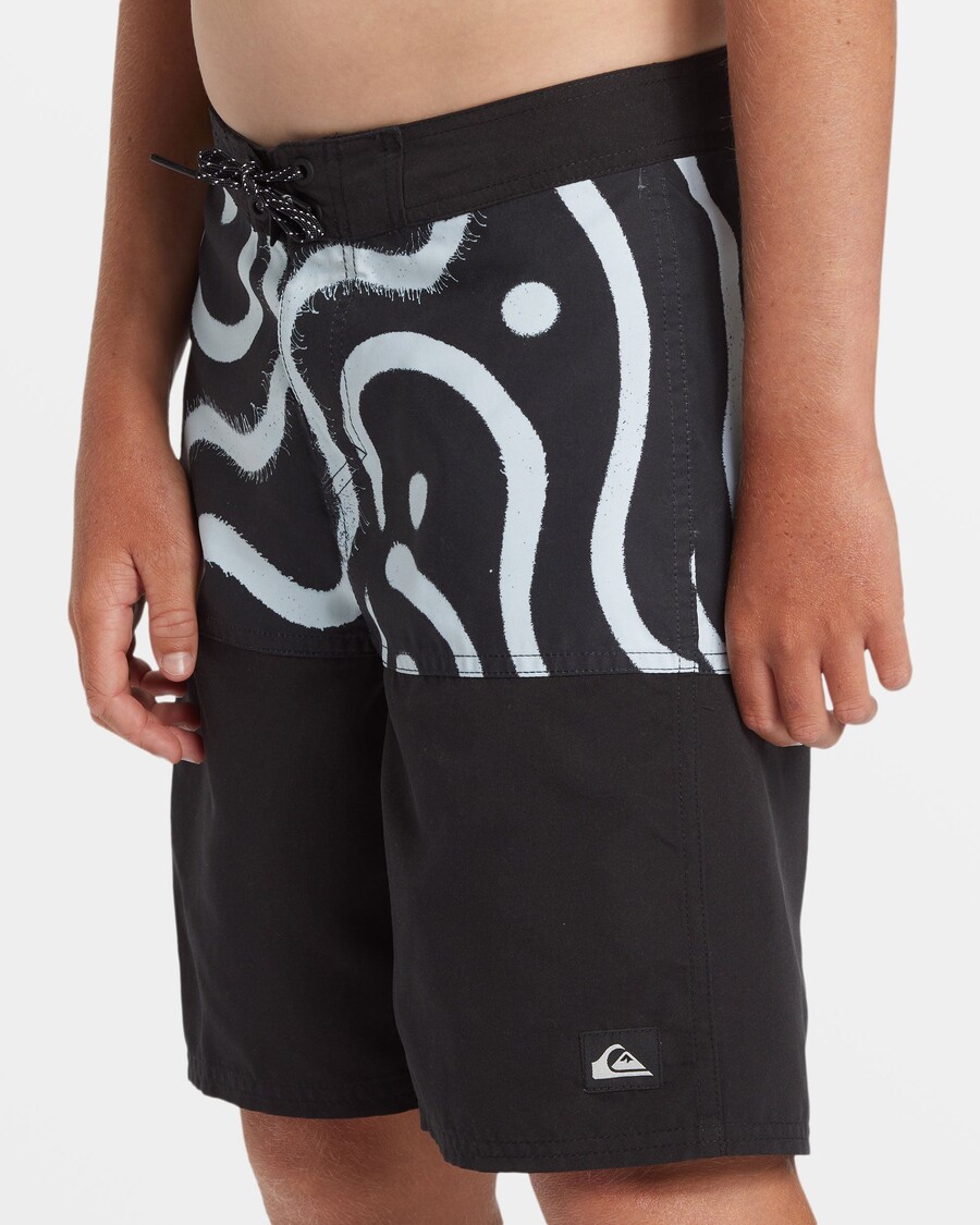 Quiksilver Pojkar 8-16 Vardagsdivision 17" Boardshorts - Svarta