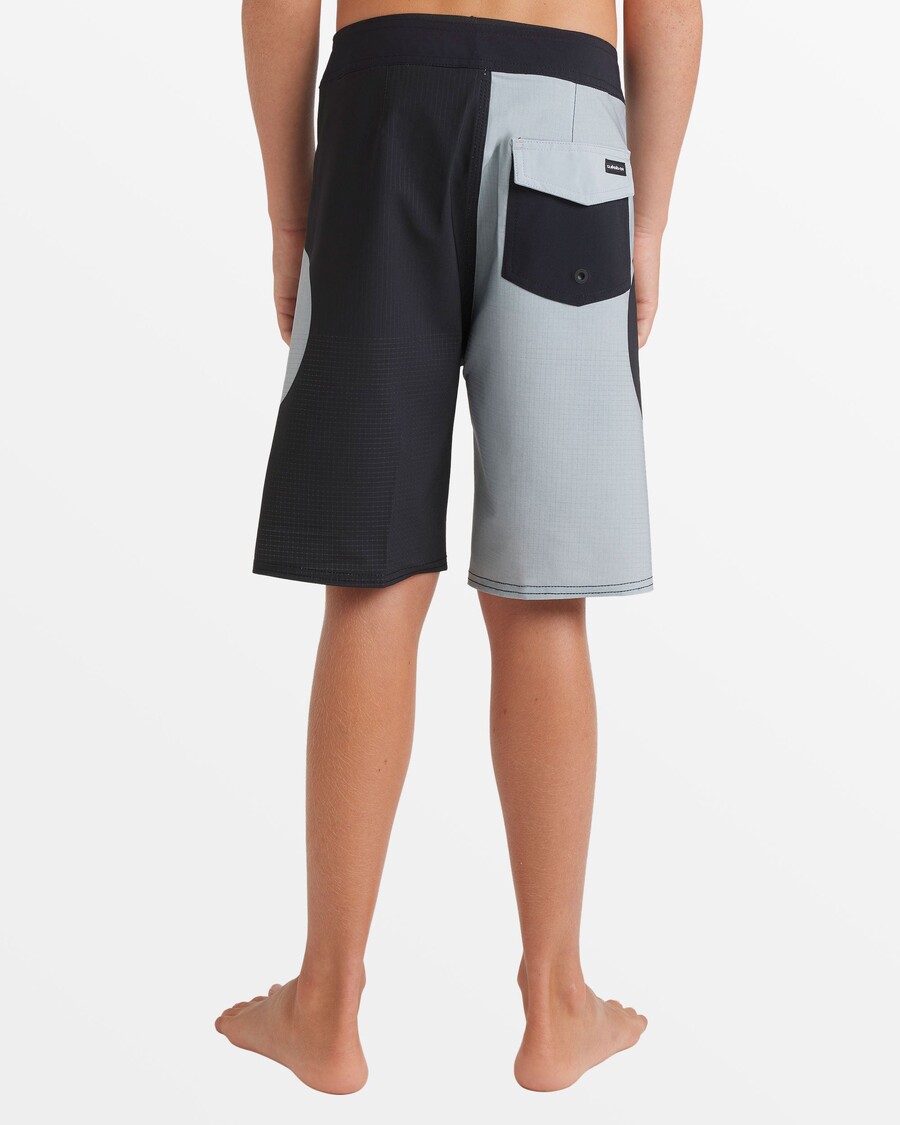 Quiksilver Boys 8-16 Highline Griff 17" Boardshorts - Quarry