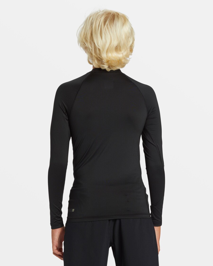 Quiksilver Boys 8-16 Petroglyph Dlhý Rukáv Rashguard - čierny