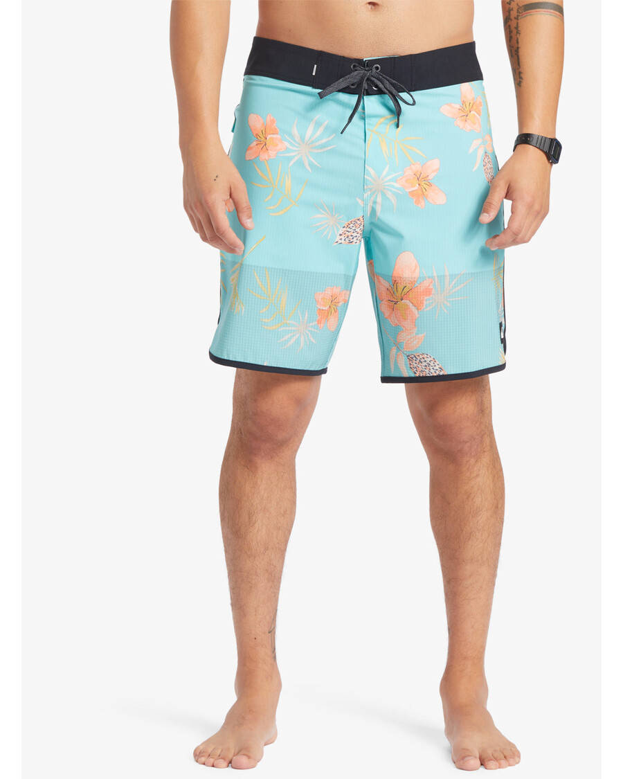 Quiksilver Highline Scallop 19" Boardshortky - Modrá Zářivost
