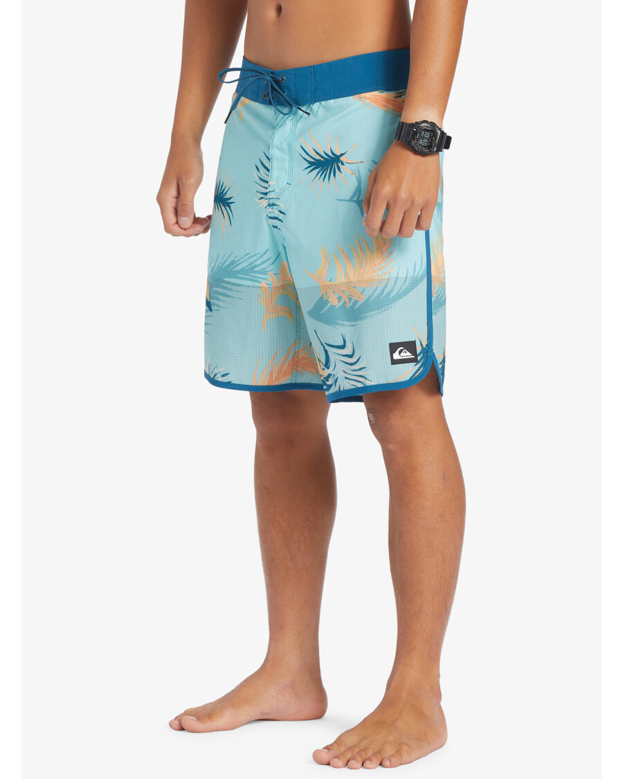 куиксилвер хигхлине сцаллоп 19" боардсхортс - мароканско плаве