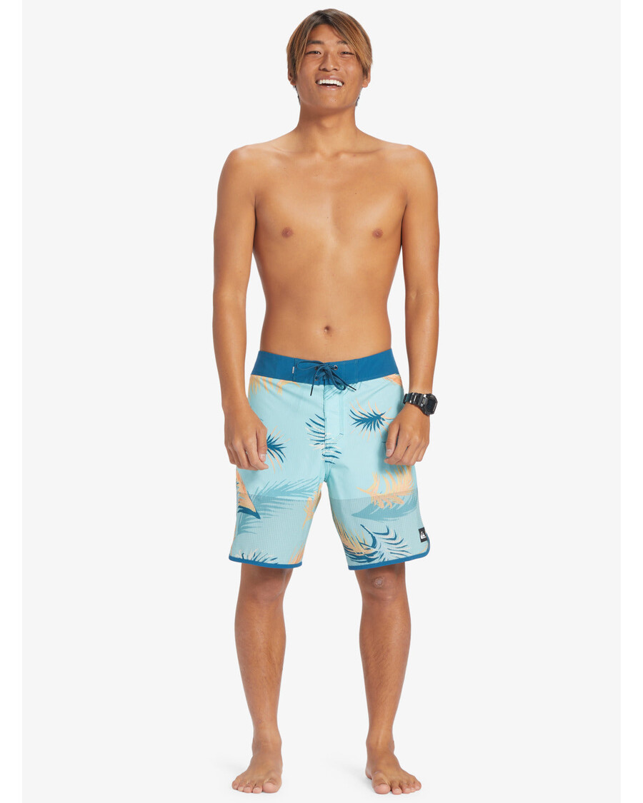 куиксилвер хигхлине сцаллоп 19" боардсхортс - мароканско плаве