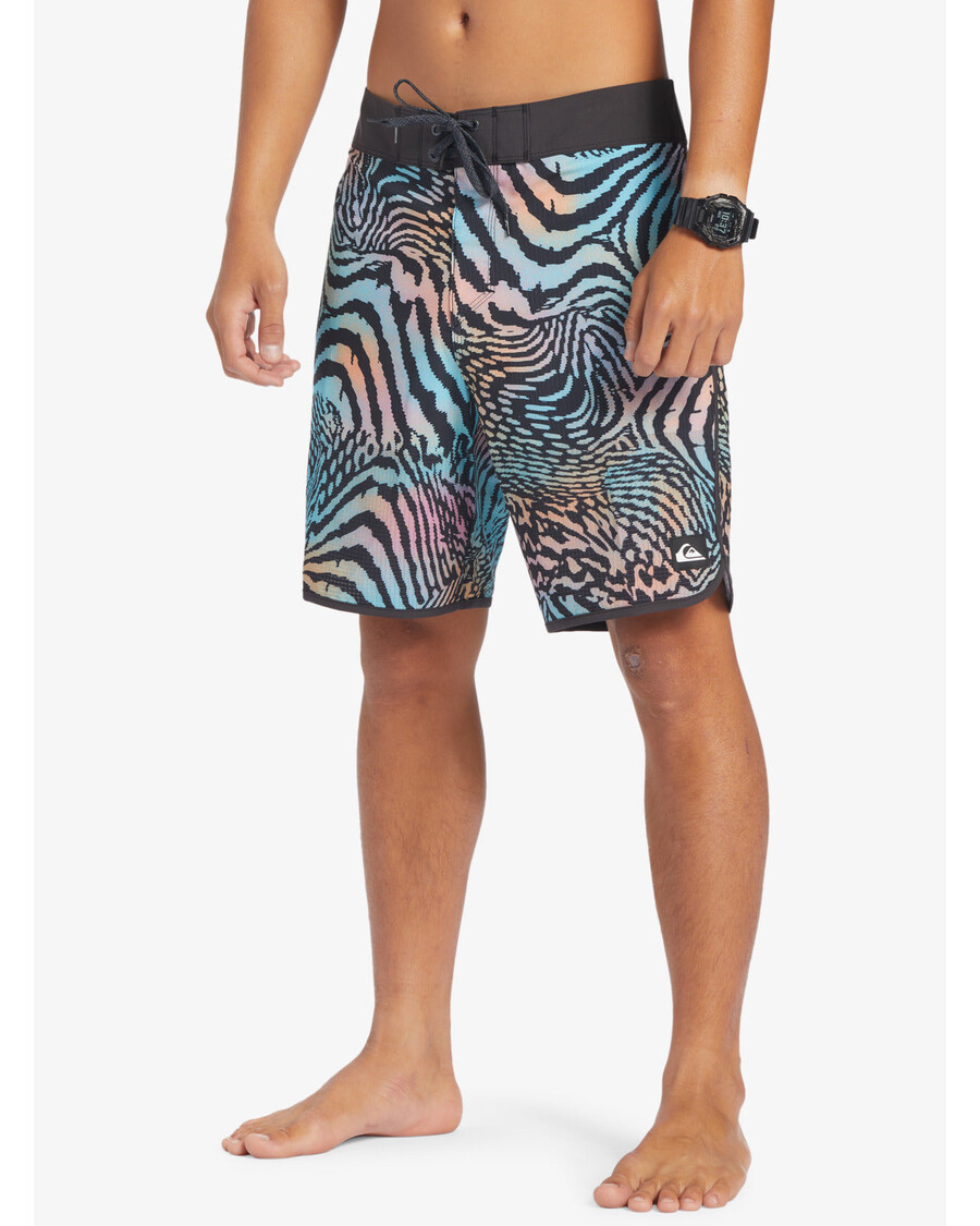 Quiksilver Highline šukutės 19" Lentos šortai - Asfaltas