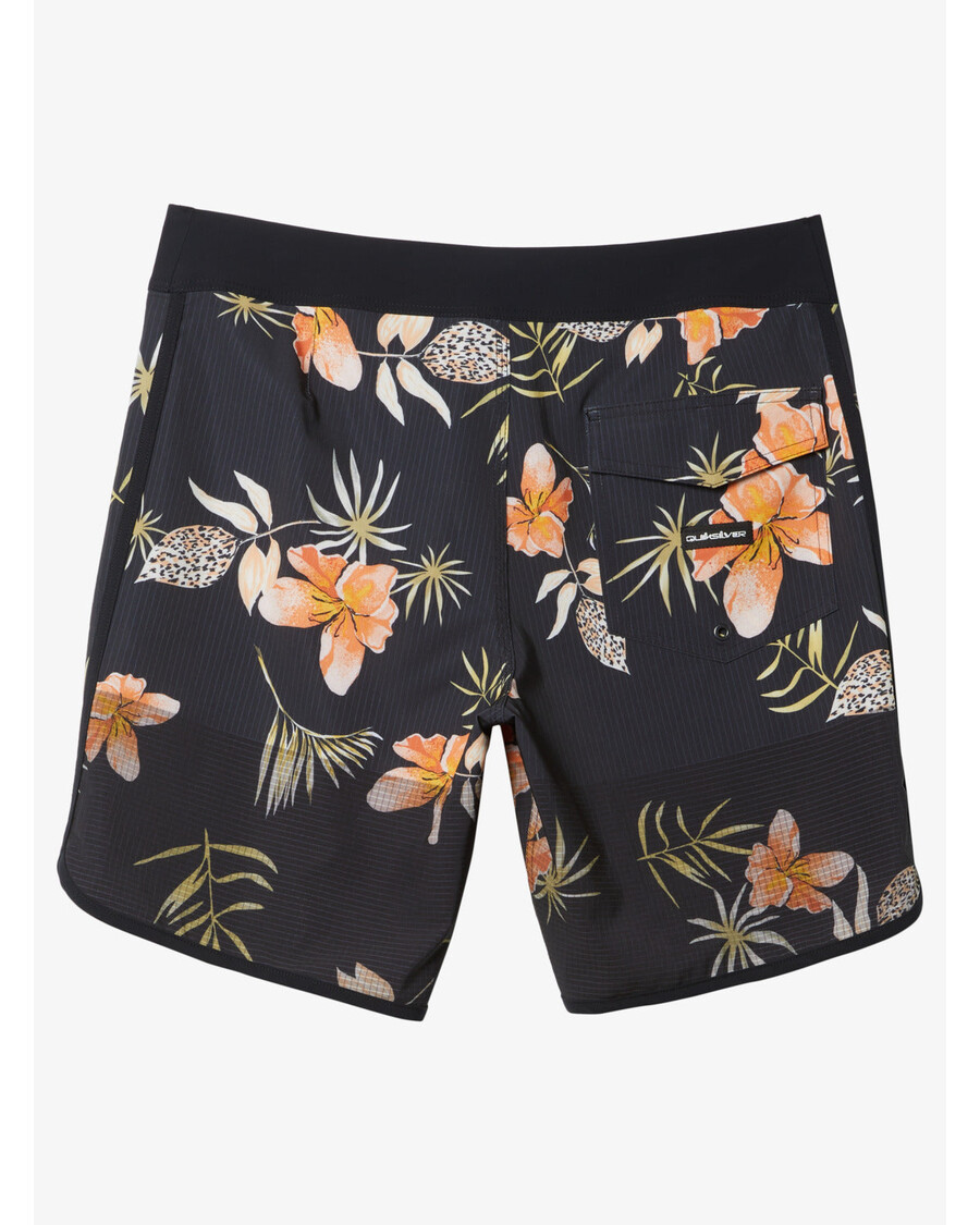 куиксилвер хигхлине пансион шортс 19" - црни тропски цветни сс