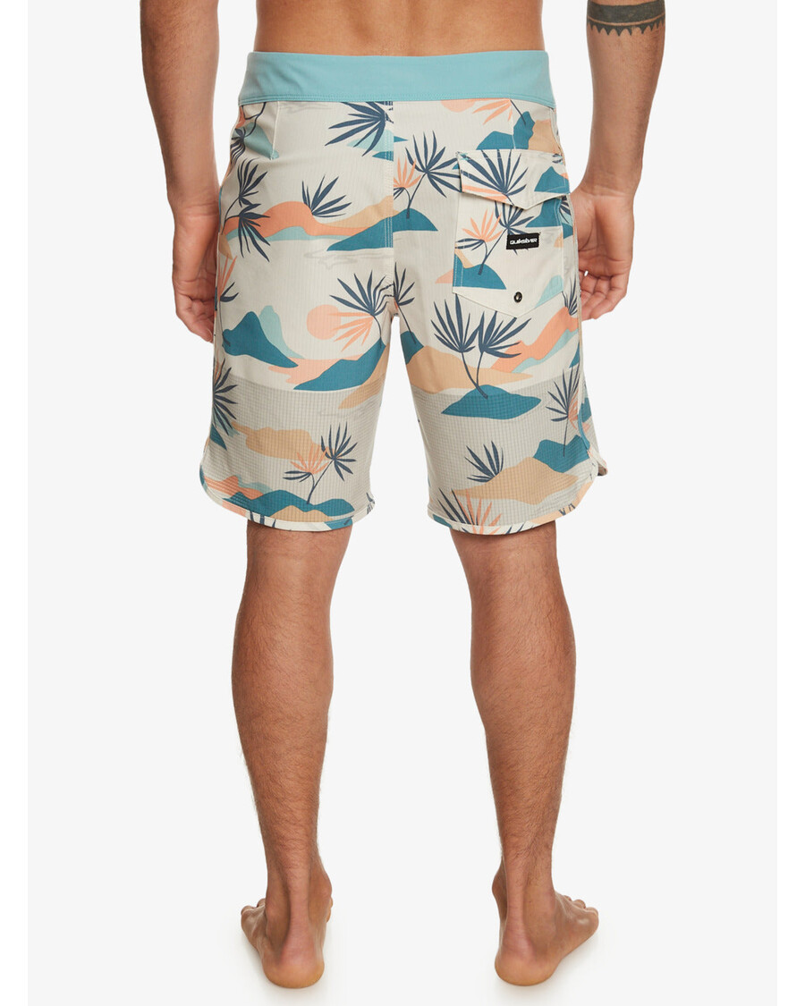 Quik Silver Highline Scallop 19" Boardshorts - Birch