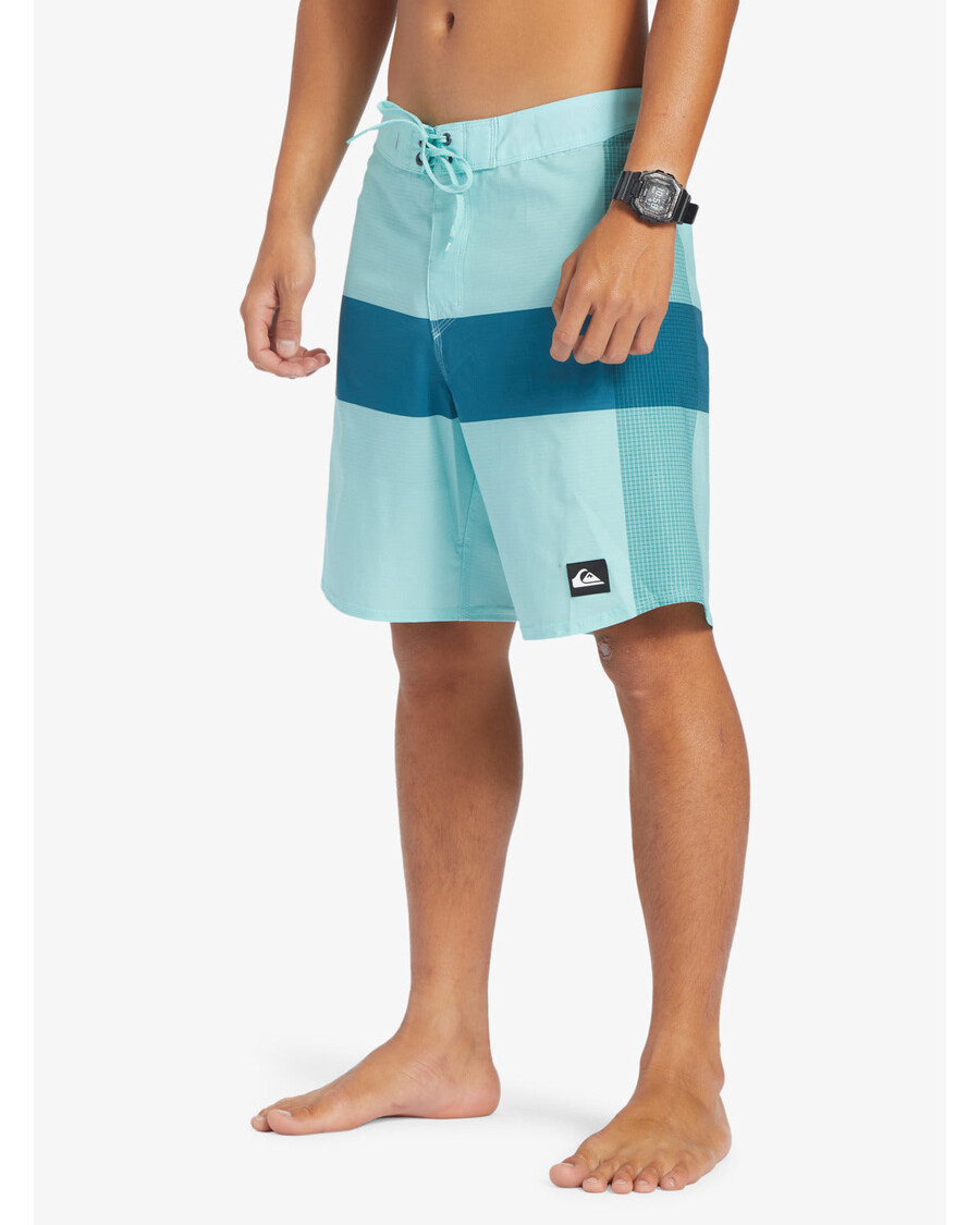 Quik Silver Highline Arch 19" Boardshorts - Angel Blue