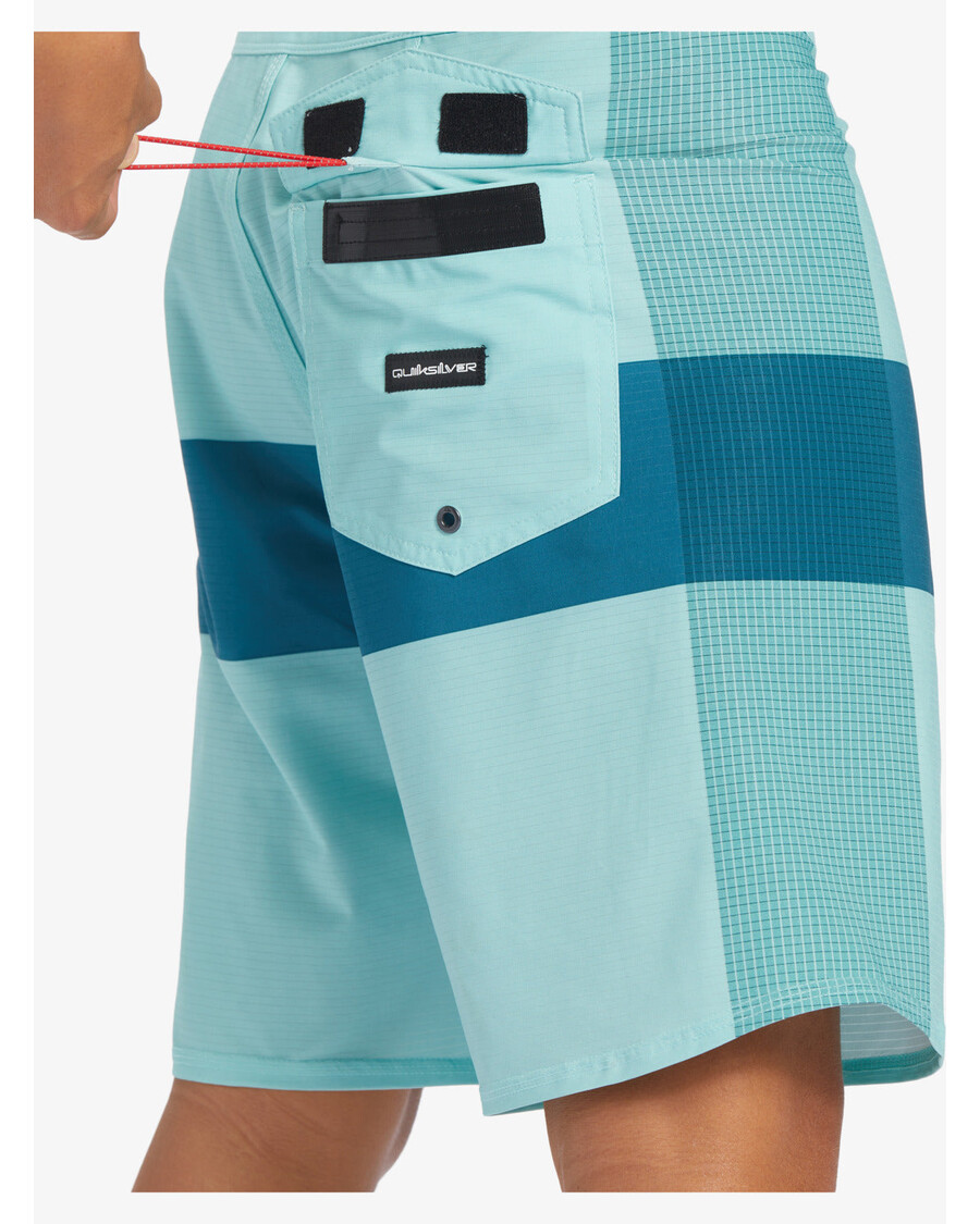Quik Silver Highline Arch 19" Boardshorts - Angel Blue