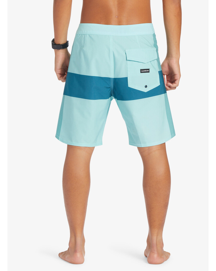 Quik Silver Highline Arch 19" Boardshorts - Angel Blue