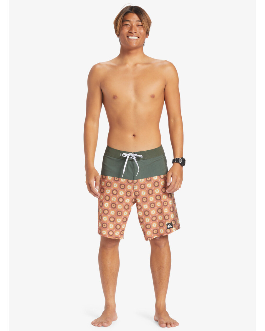 Quik Silver Highline Arch 19" Boardshorts - Climbing Ivy