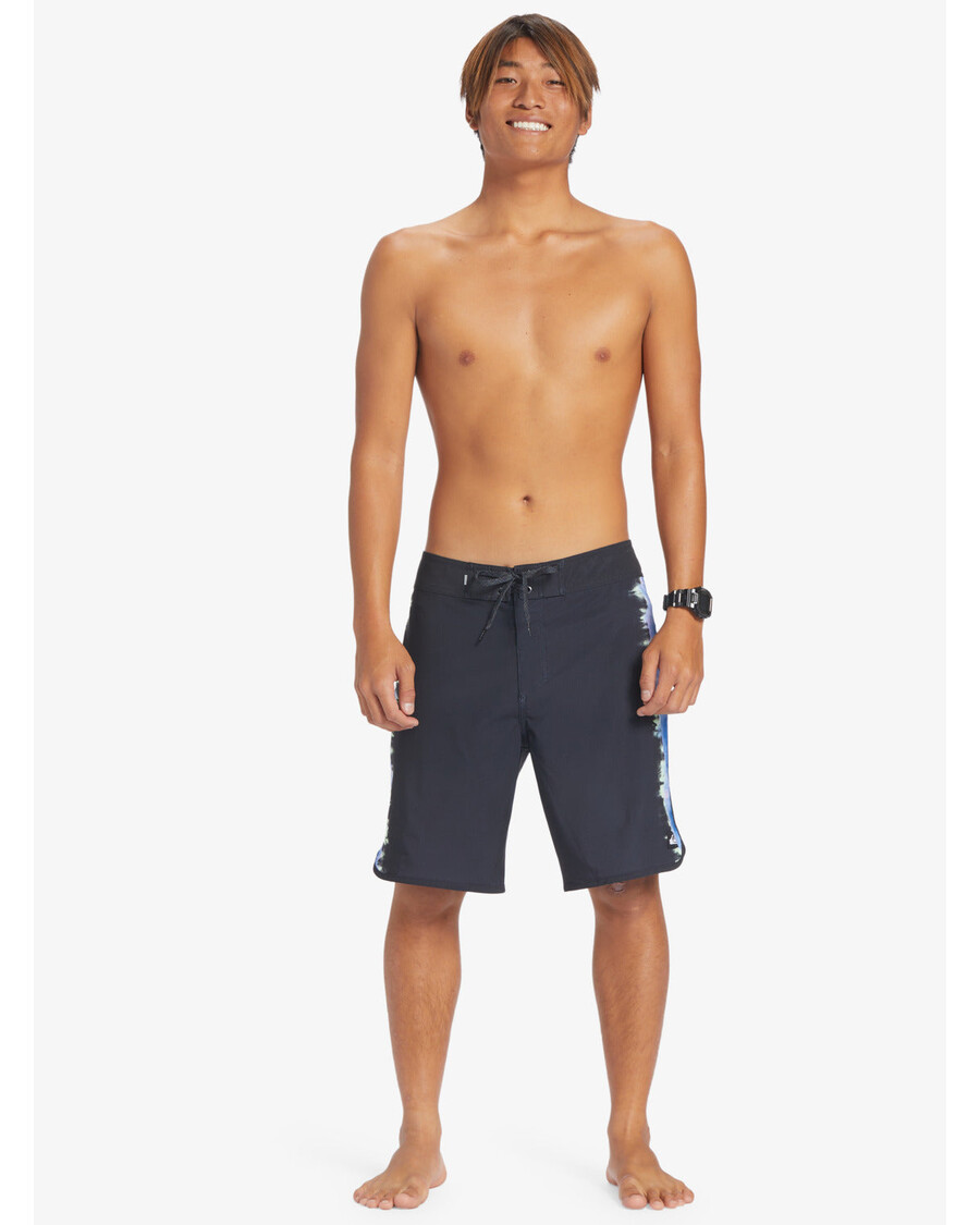 Quik Silver Surfsilk Scallop 19" Boardshorts - Black