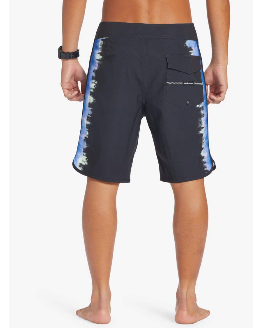 Quik Silver Surfsilk Scallop 19" Boardshorts - Black