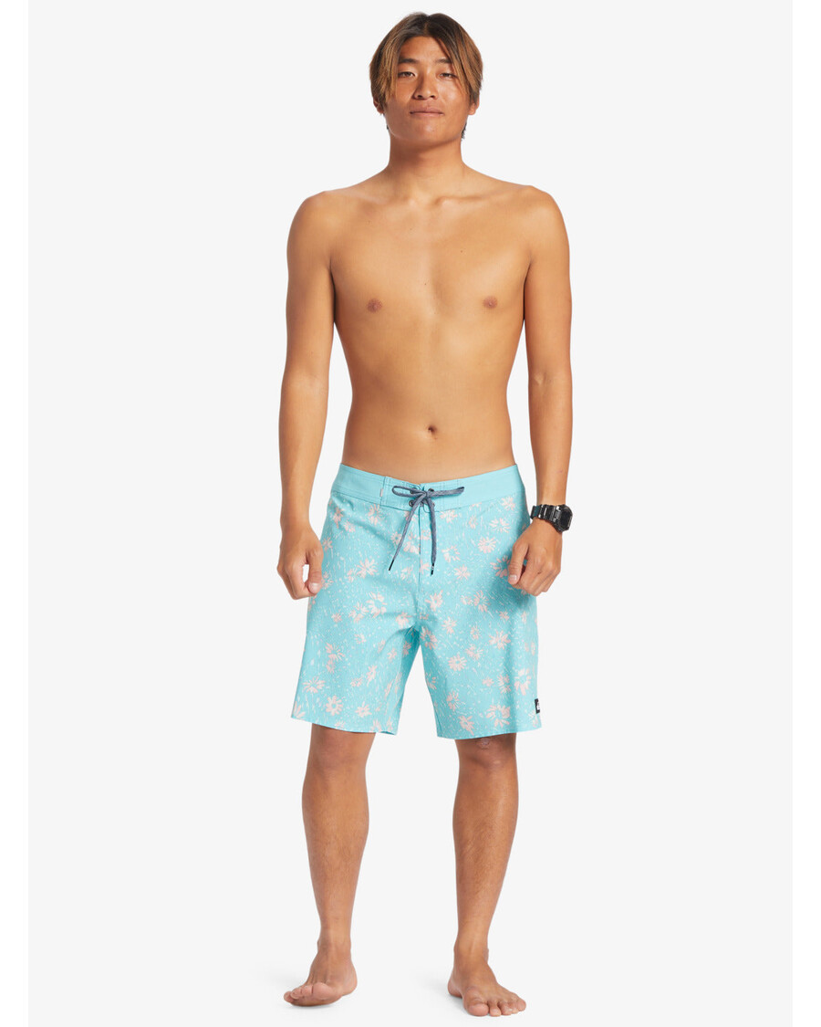 Quiksilver Surfsilk 69 18" šortky - Modrá Zářivost