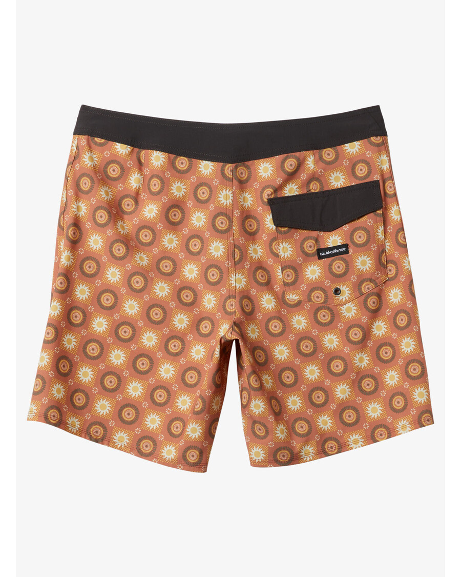 Quiksilver Surfsilk 69 18" šortky - Pálená Hlína