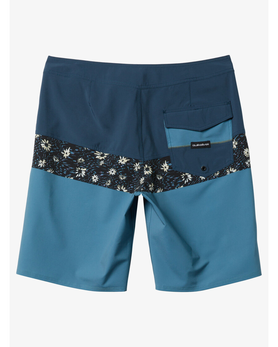 Quik Silver Surfsilk Panel 20" Boardshorts - Aegean Blue