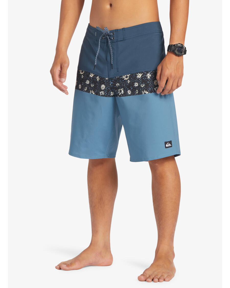 Quik Silver Surfsilk Panel 20" Boardshorts - Aegean Blue