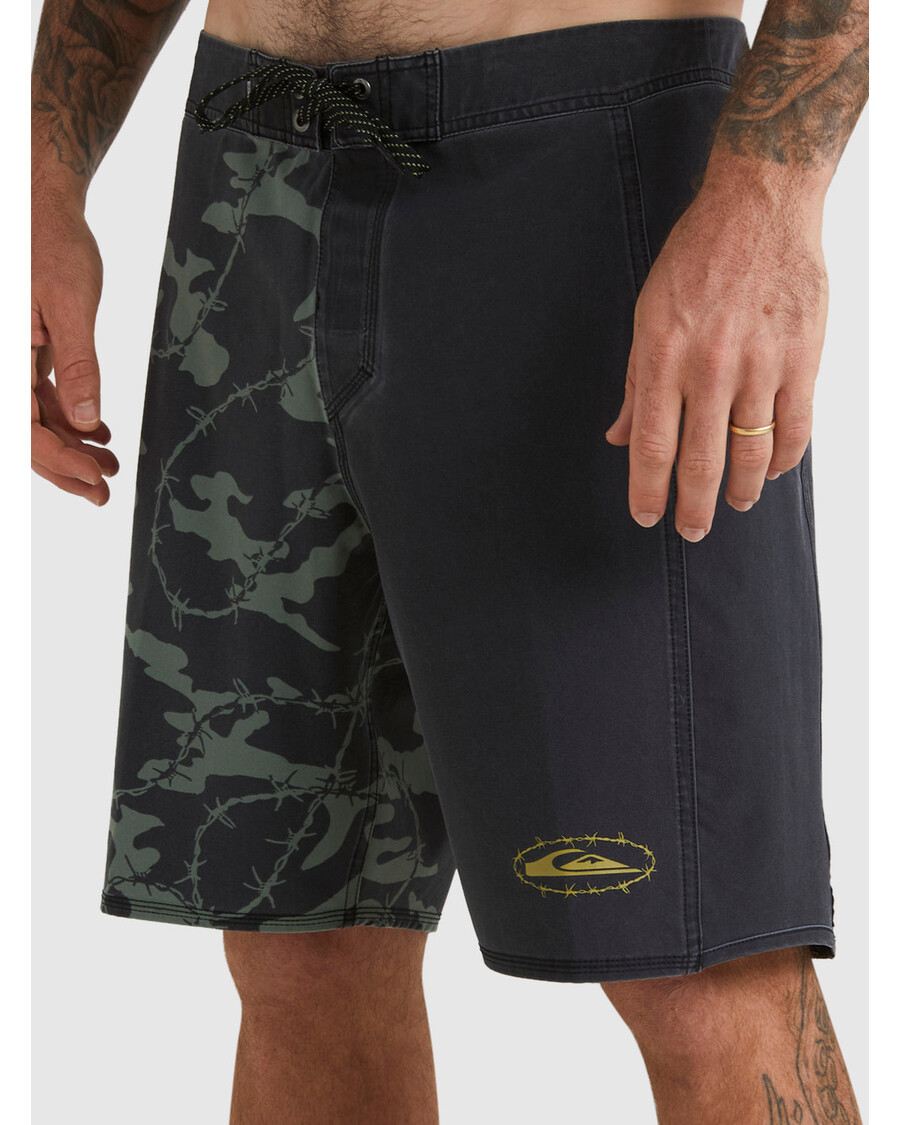 Quiksilver Surfsilk Mikey Arch 19" Boardšortky - černé