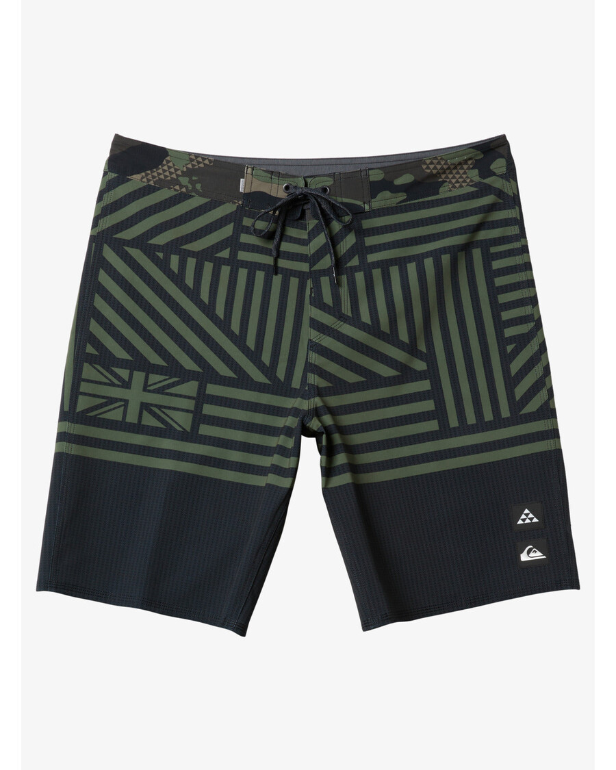 Quiksilver Surfsilk Hawaii Flag 20" šortky - čierne