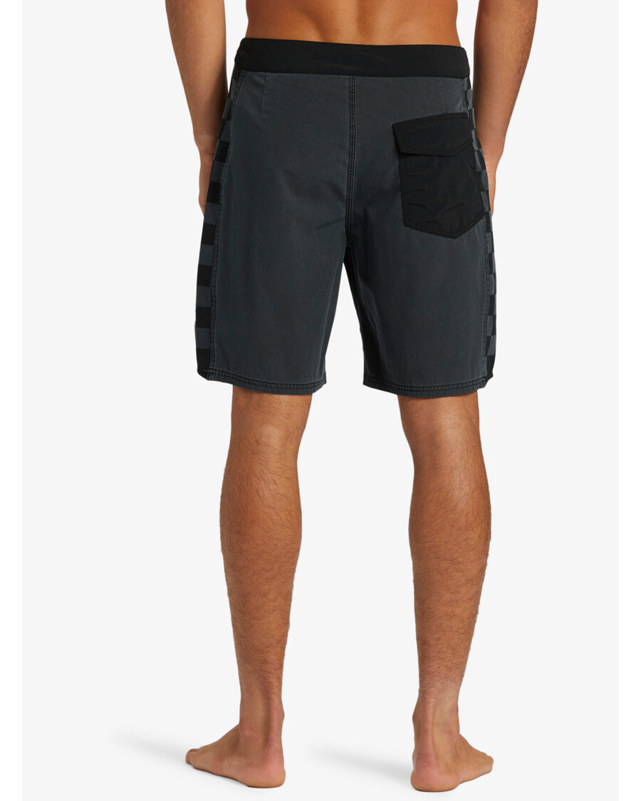 Quiksilver Original Arch Hempstretch 18" Boardshortky - čierne