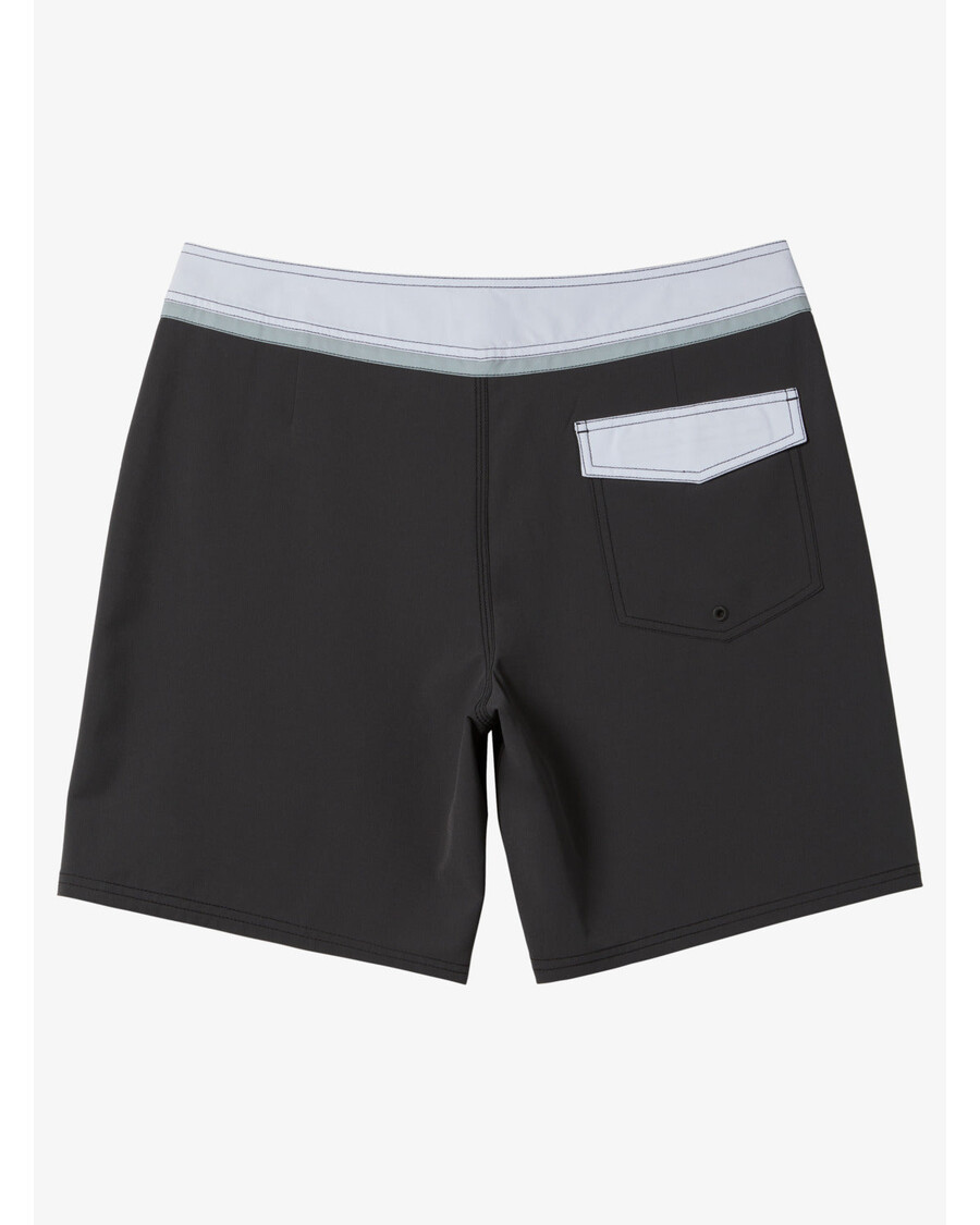 куиксилвер оригиналне праве ногавице чврсте 18" шорц за даску - асфалт