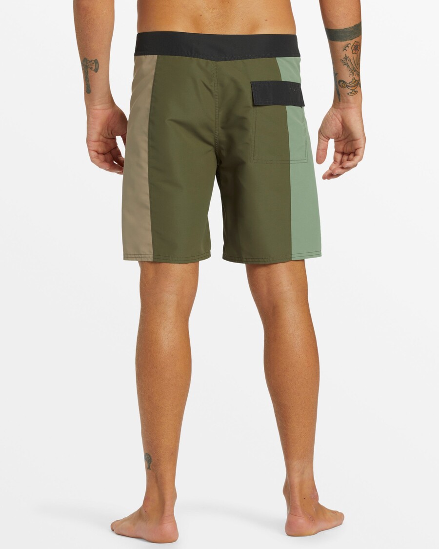 Quik Silver Made Better 18.5" Boardshorts - Grape Leaf