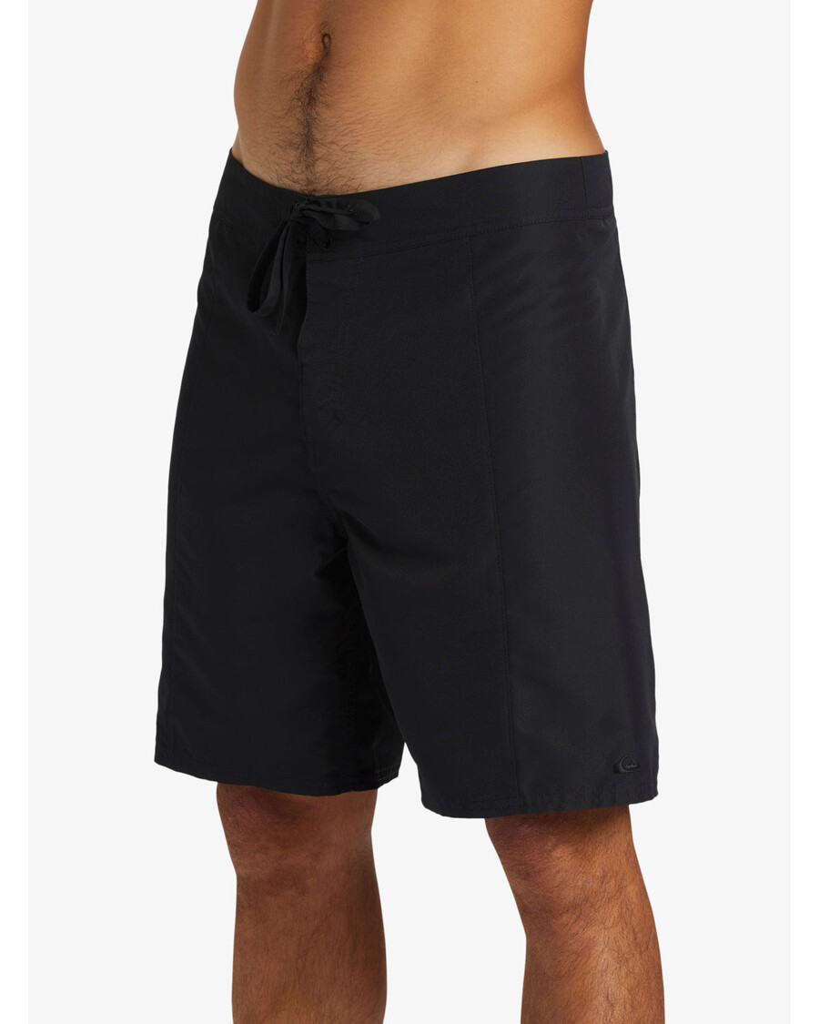 クイックシルバー メイド ベター 18.5 インチ ボードショーツ - ブラック