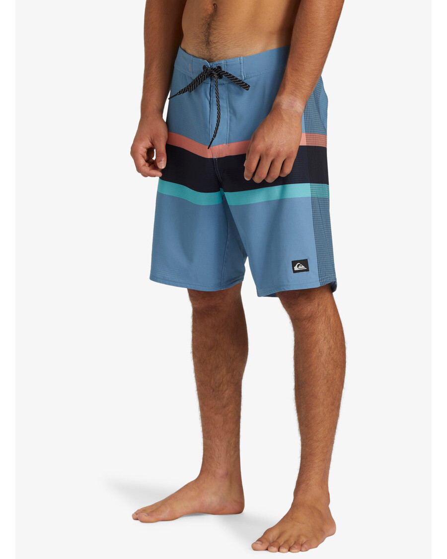 Quiksilver Highline Arch 19" šortky - Modrý Stín