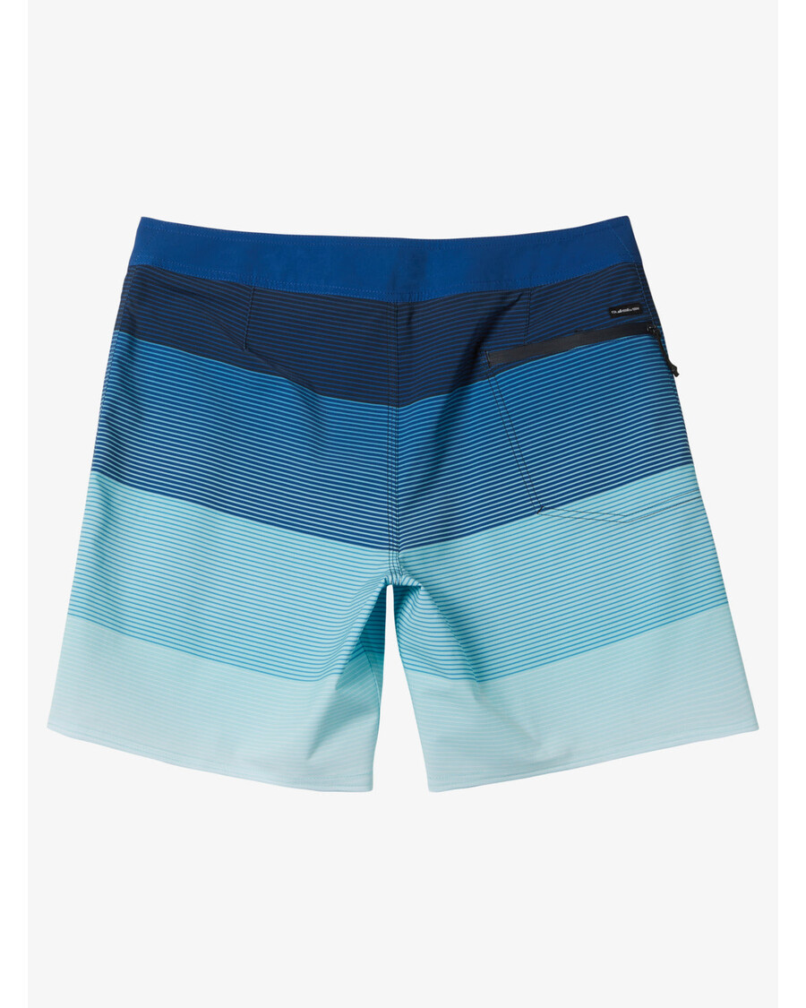 Quik Silver Surfsilk Massive 20" Boardshorts - Monaco Blue