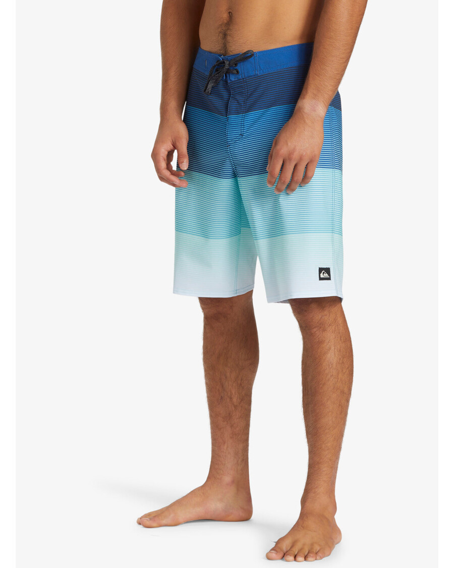 Quik Silver Surfsilk Massive 20" Boardshorts - Monaco Blue