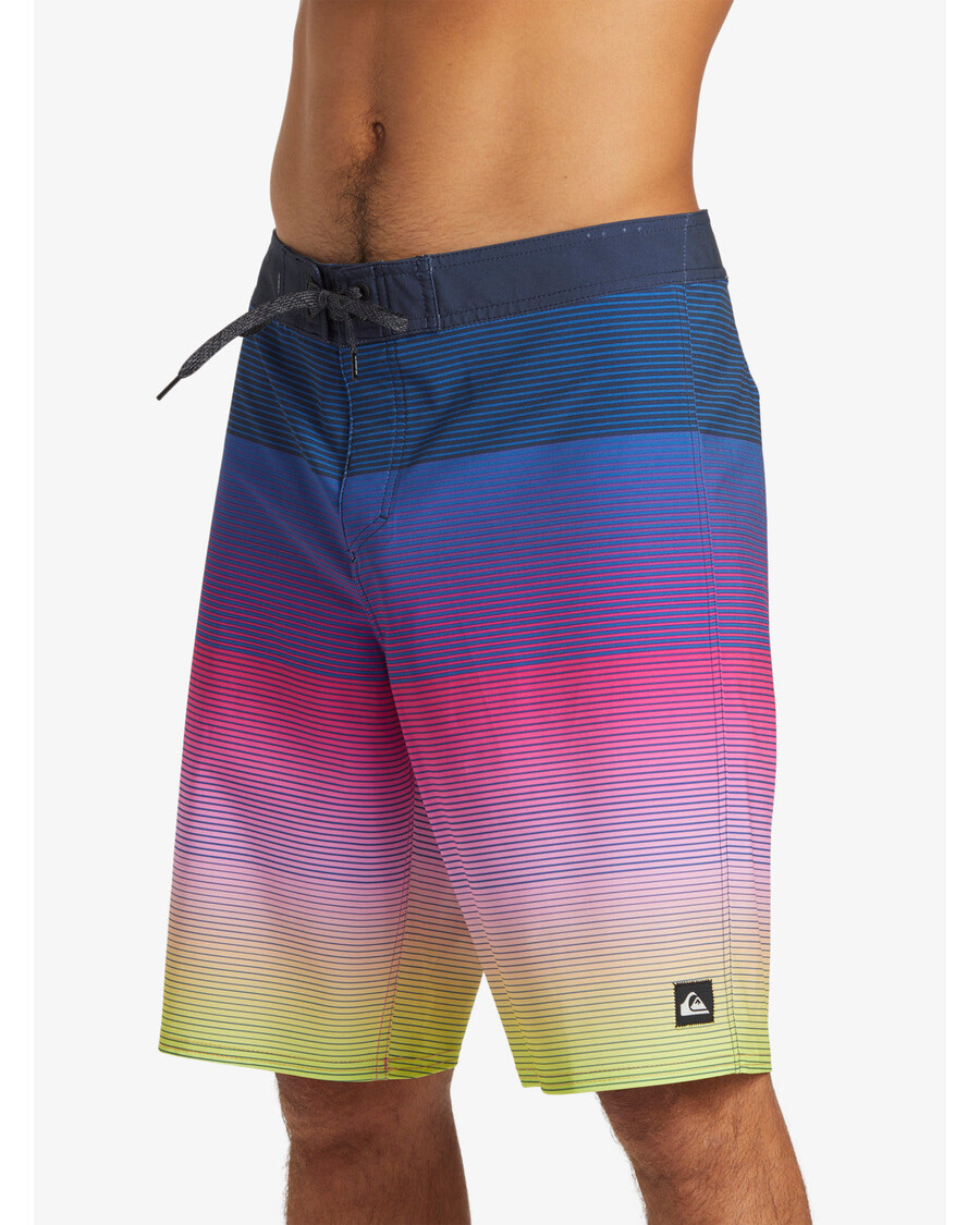 Quik Silver Surfsilk Massive 20" Boardshorts - Dark Navy