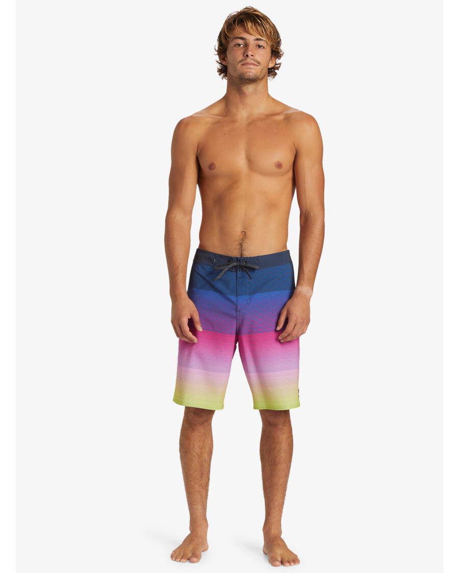 Quik Silver Surfsilk Massive 20" Boardshorts - Dark Navy