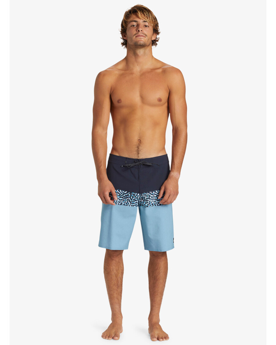 クイックシルバー サーフシルク パネル 20 インチ ボードショーツ - ダークネイビー