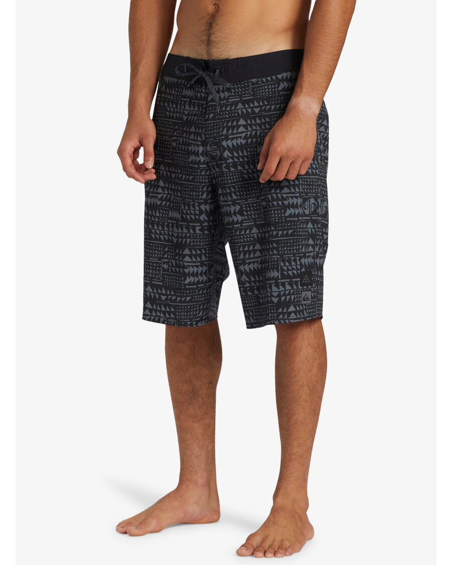 クイックシルバー サーフシルク ハワイ 21 インチ ボードショーツ - ブラック
