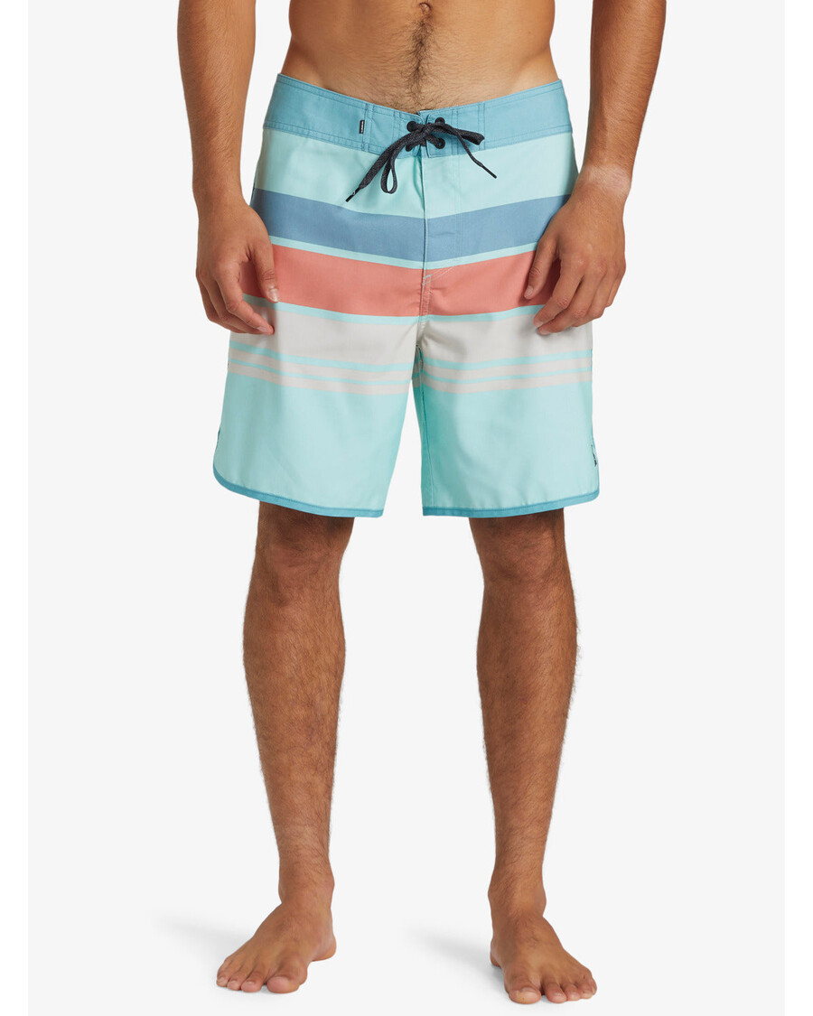 Quiksilver Daily Stripe 19" šortai - Limpet Apvalkalas