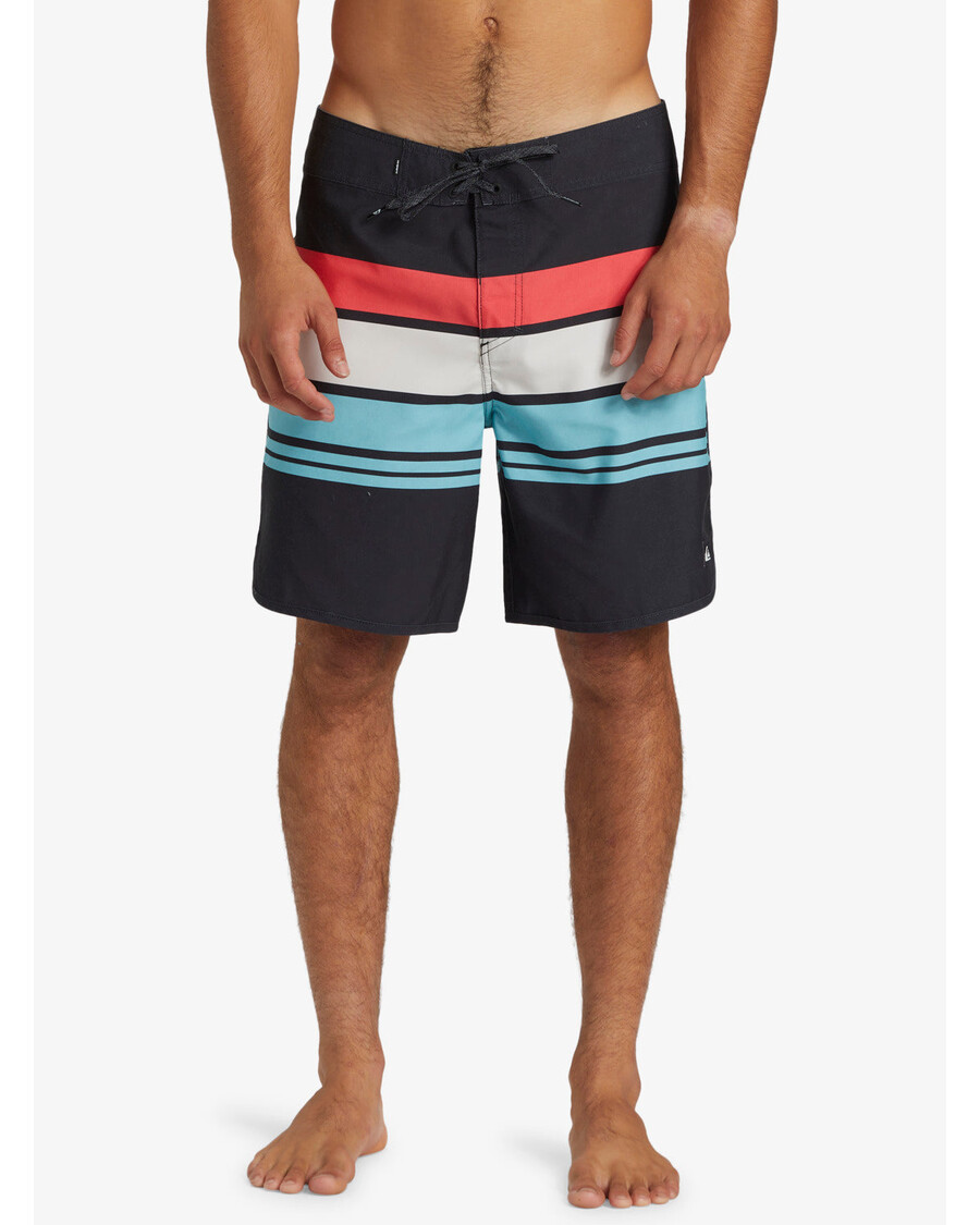 Quiksilver Daily Stripe 19" šortai - Juodi