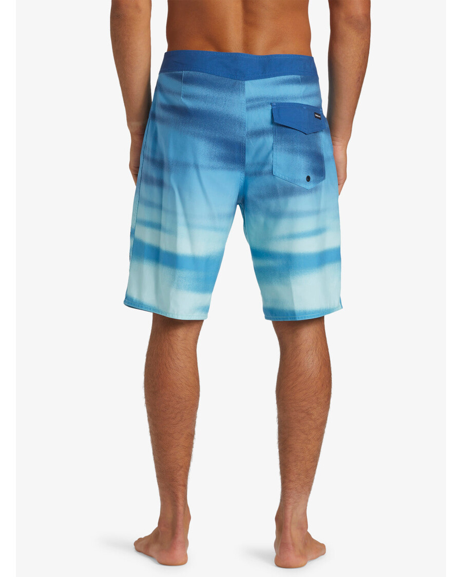 куиксилвер шортс за даску од 20 инча за свакодневне избледеле - монако плаве