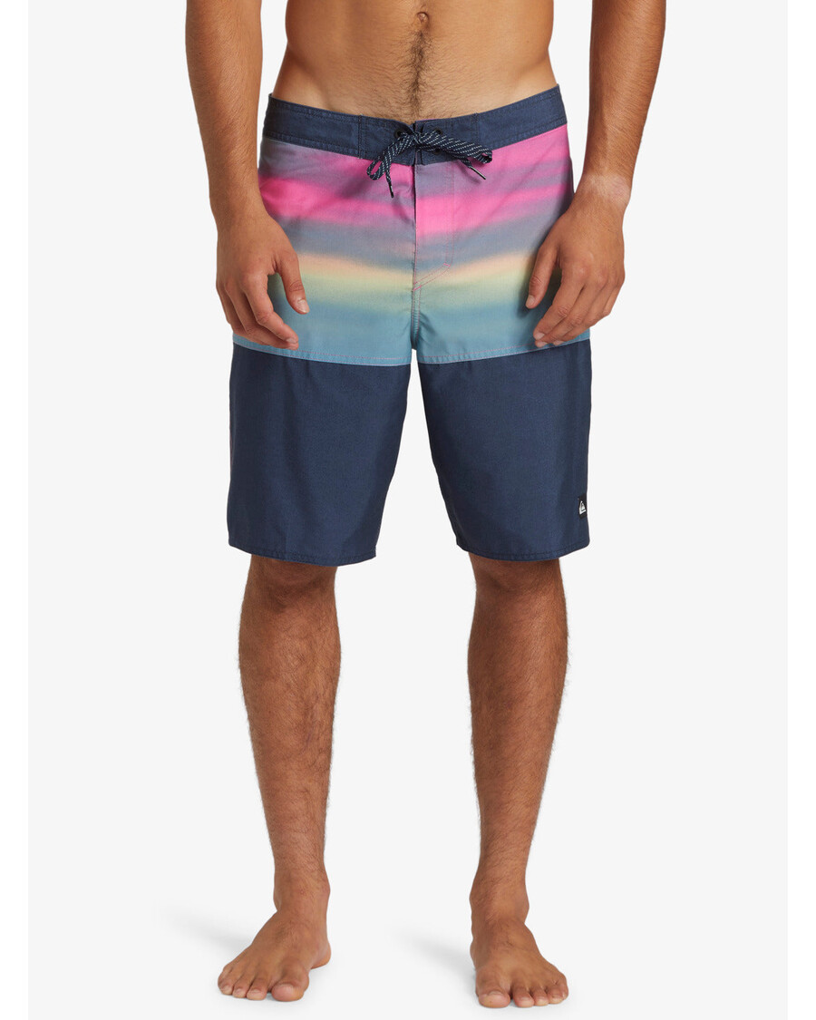 Quik Silver Everyday Division 20" Boardshorts - Prism Pink