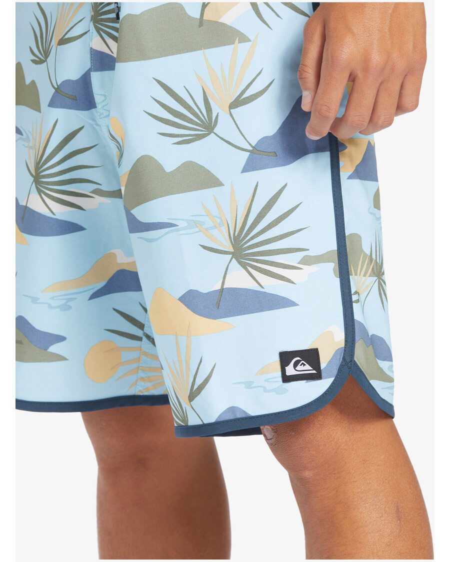 Quik Silver Surfsilk Scallop 19" Boardshorts - Sky Blue