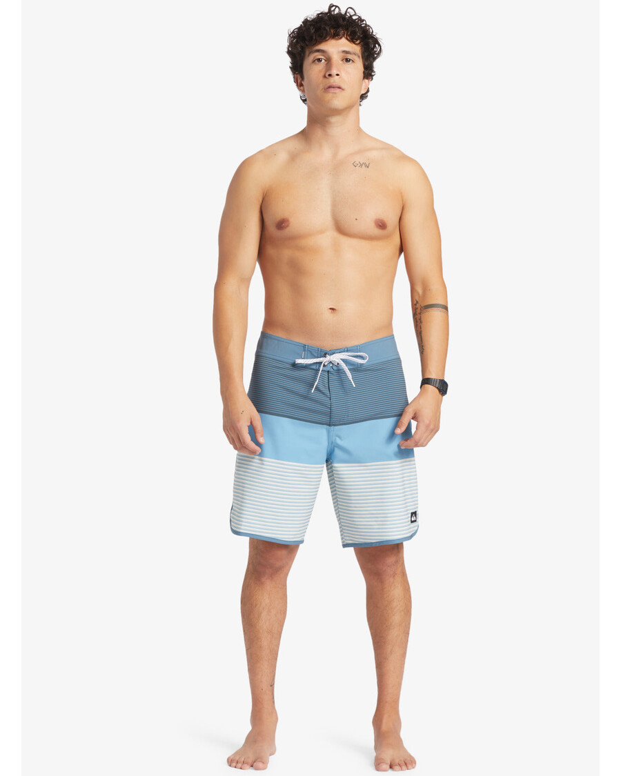 Quiksilver Surfsilk Tijuana 19 Colių šortai - Vidurnakčio Laivynas