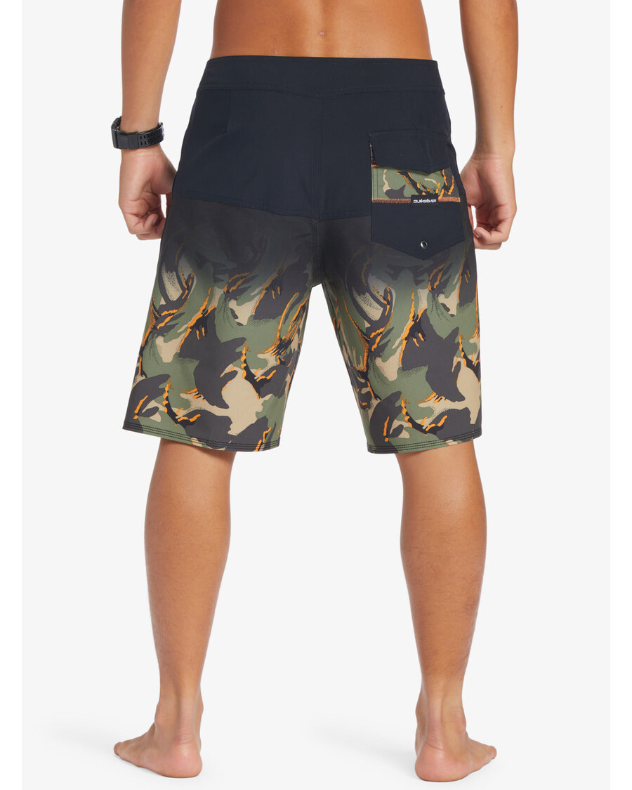 Quik Silver Surfsilk Panel 20" Boardshorts - Black