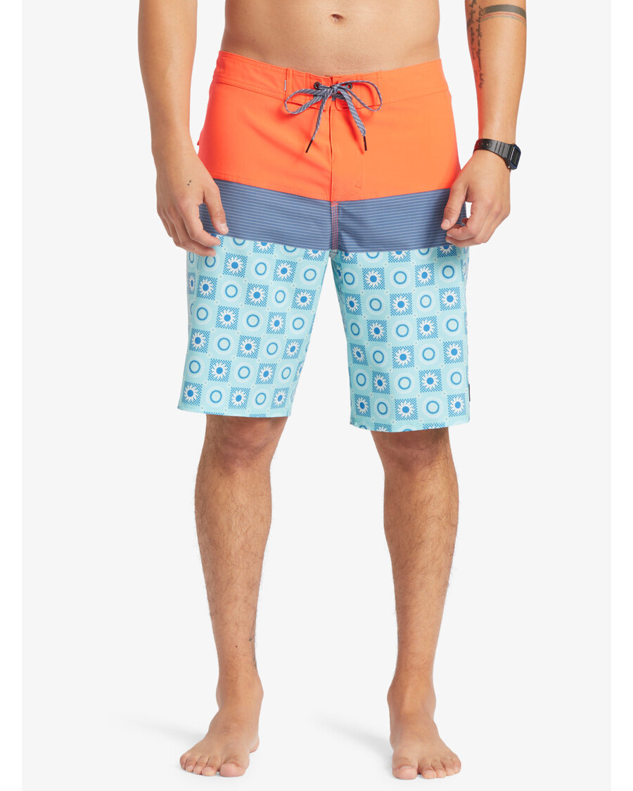 Quik Silver Surfsilk Panel 20" Boardshorts - Fiery Coral