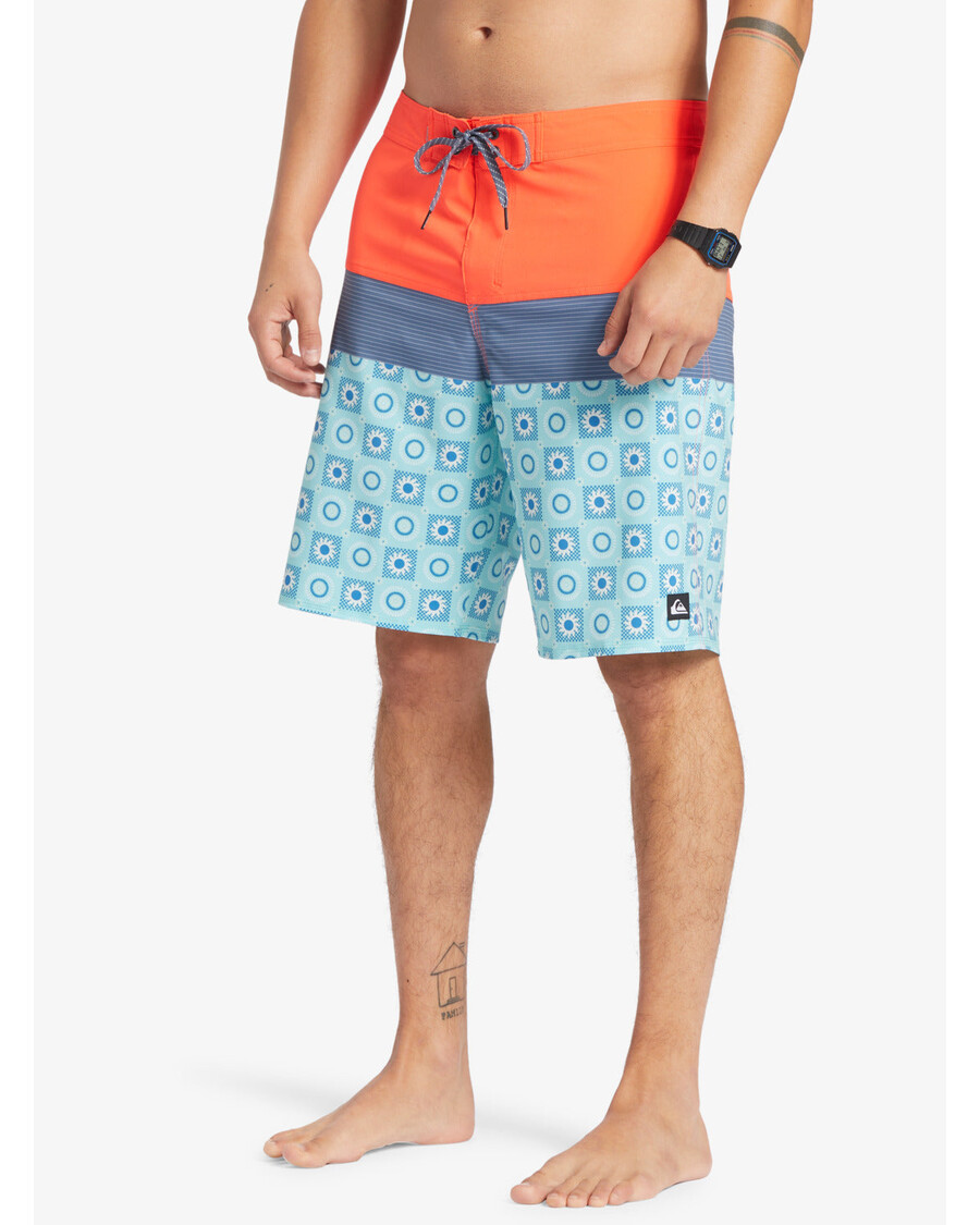 Quik Silver Surfsilk Panel 20" Boardshorts - Fiery Coral