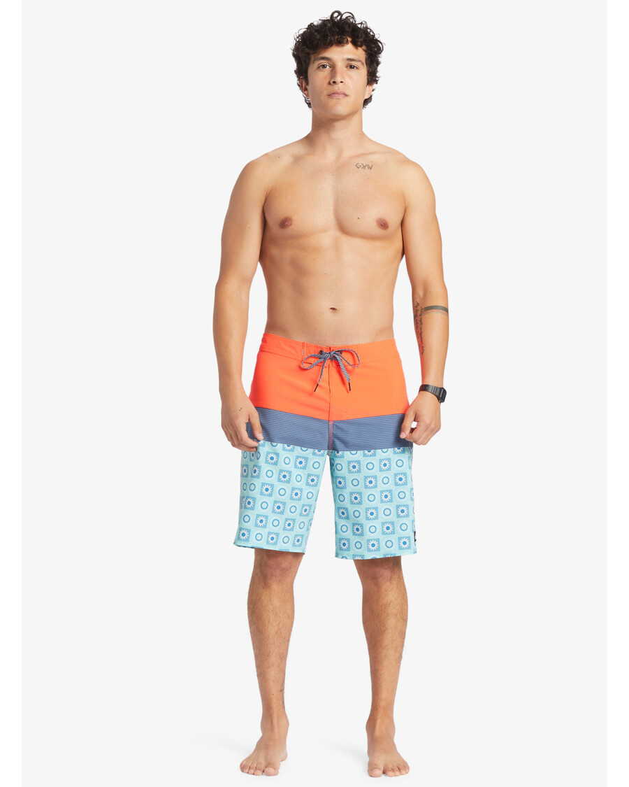 Quik Silver Surfsilk Panel 20" Boardshorts - Fiery Coral