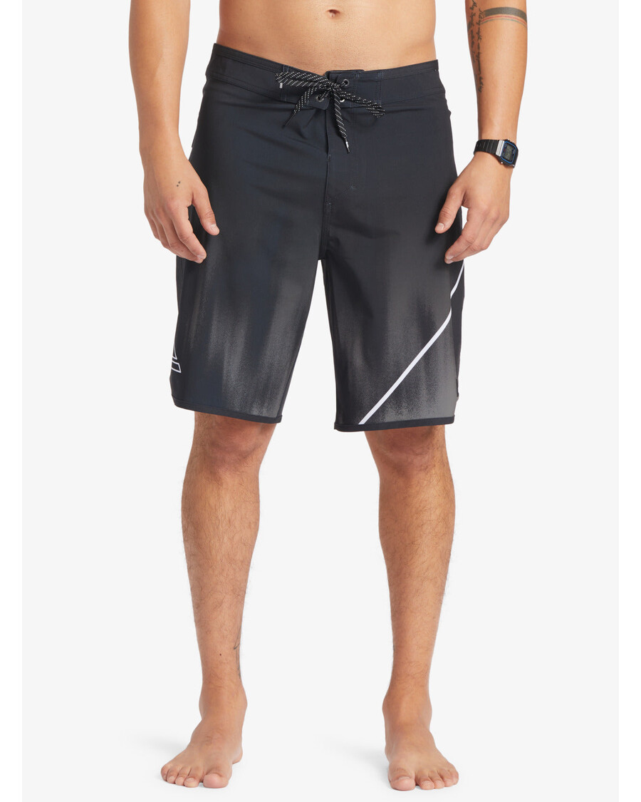 Quiksilver Surfsilk New Wave 20" Lentos šortai - Juodi