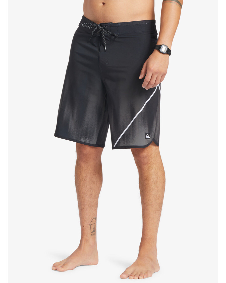 Quiksilver Surfsilk New Wave 20" Lentos šortai - Juodi