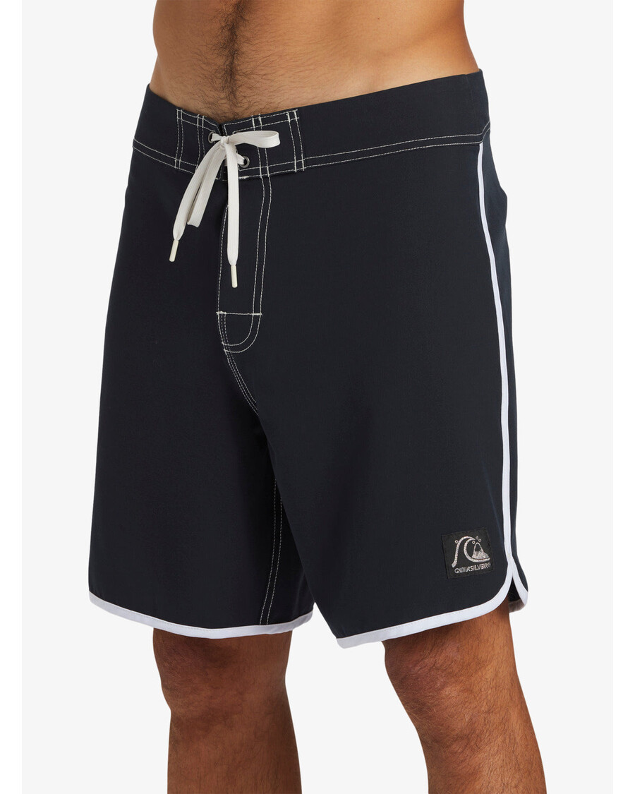 Quiksilver Originalūs šukutės 18 Colių šortai - Juodi